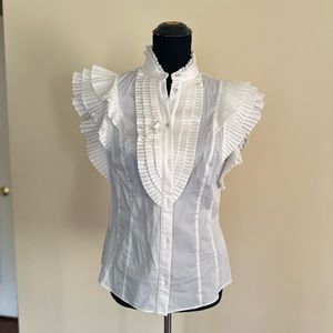 White ruffle sleeveless shirt